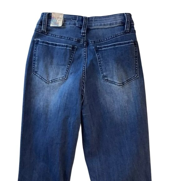 NWT YMI Jeans Gigi High Rise Fit To Twisted Flare Frayed Blue Womens Size 5/27 - Picture 2 of 9